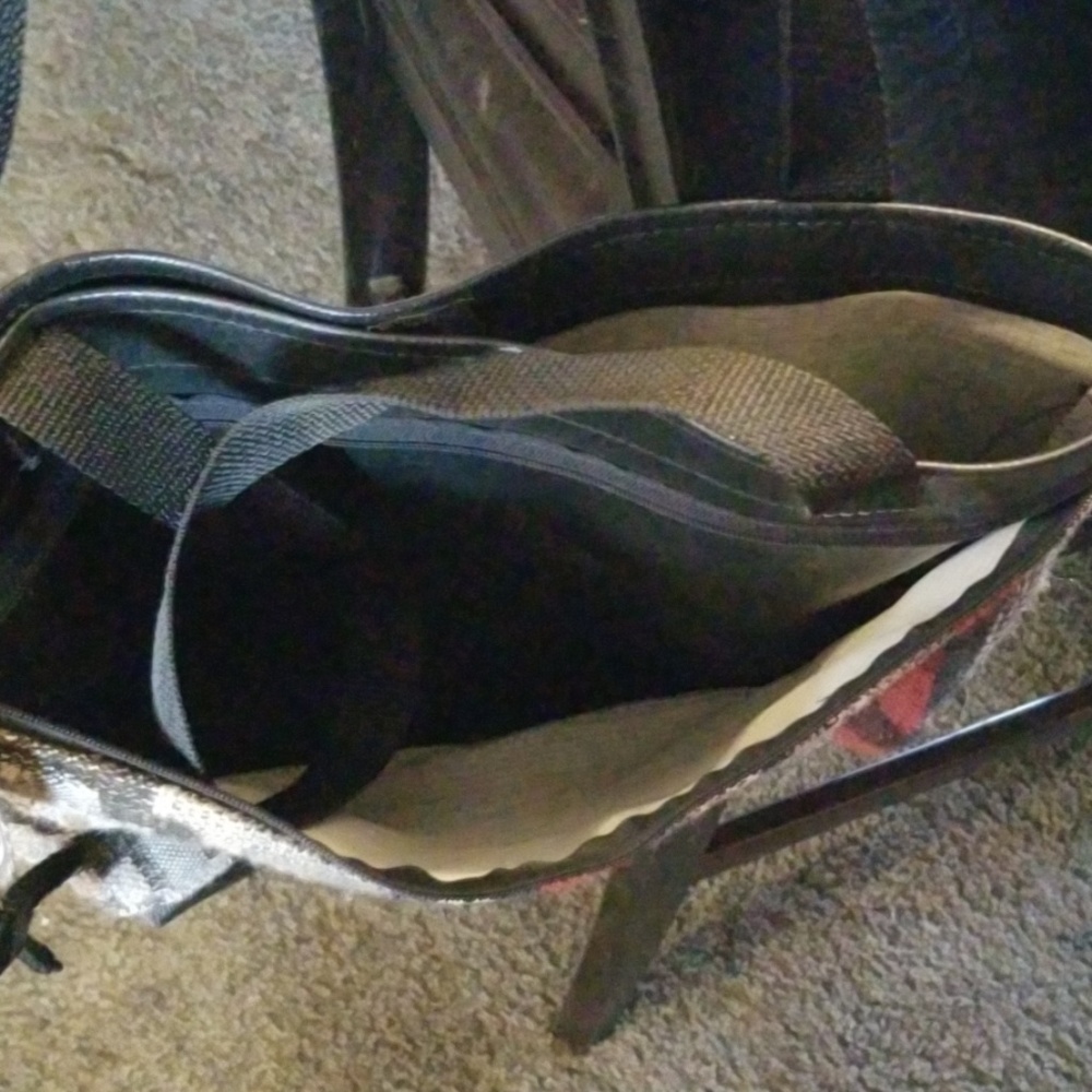 Handbag - Picture 3 of 3